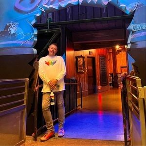 Meet your Posher, Steve